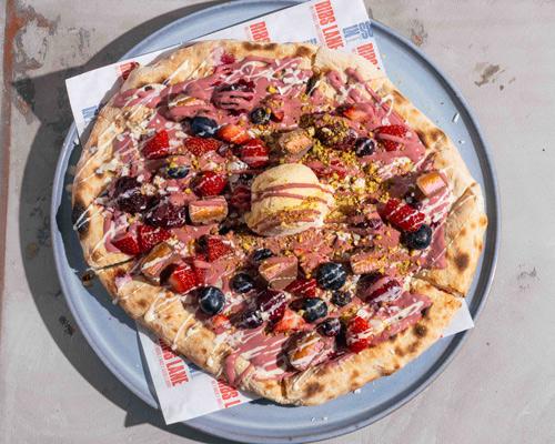 raspberry chocolate pizza